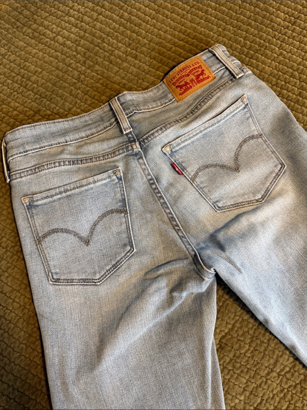 Levi's Women's Light Blue Skinny Jeans with Signature Patch